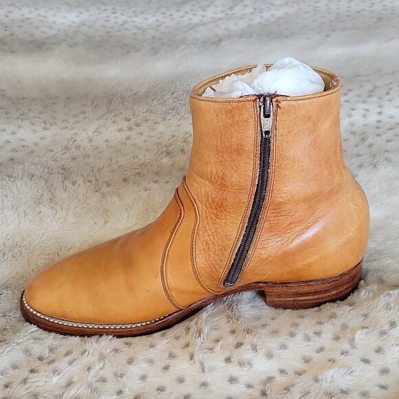VINTAGE FRYE DRESS BOOTS - Picture 3 of 10